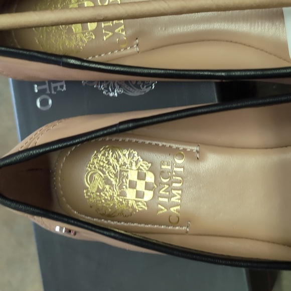 Vince Camuto Minndy Leather Ballet Flat - Picture 6 of 7